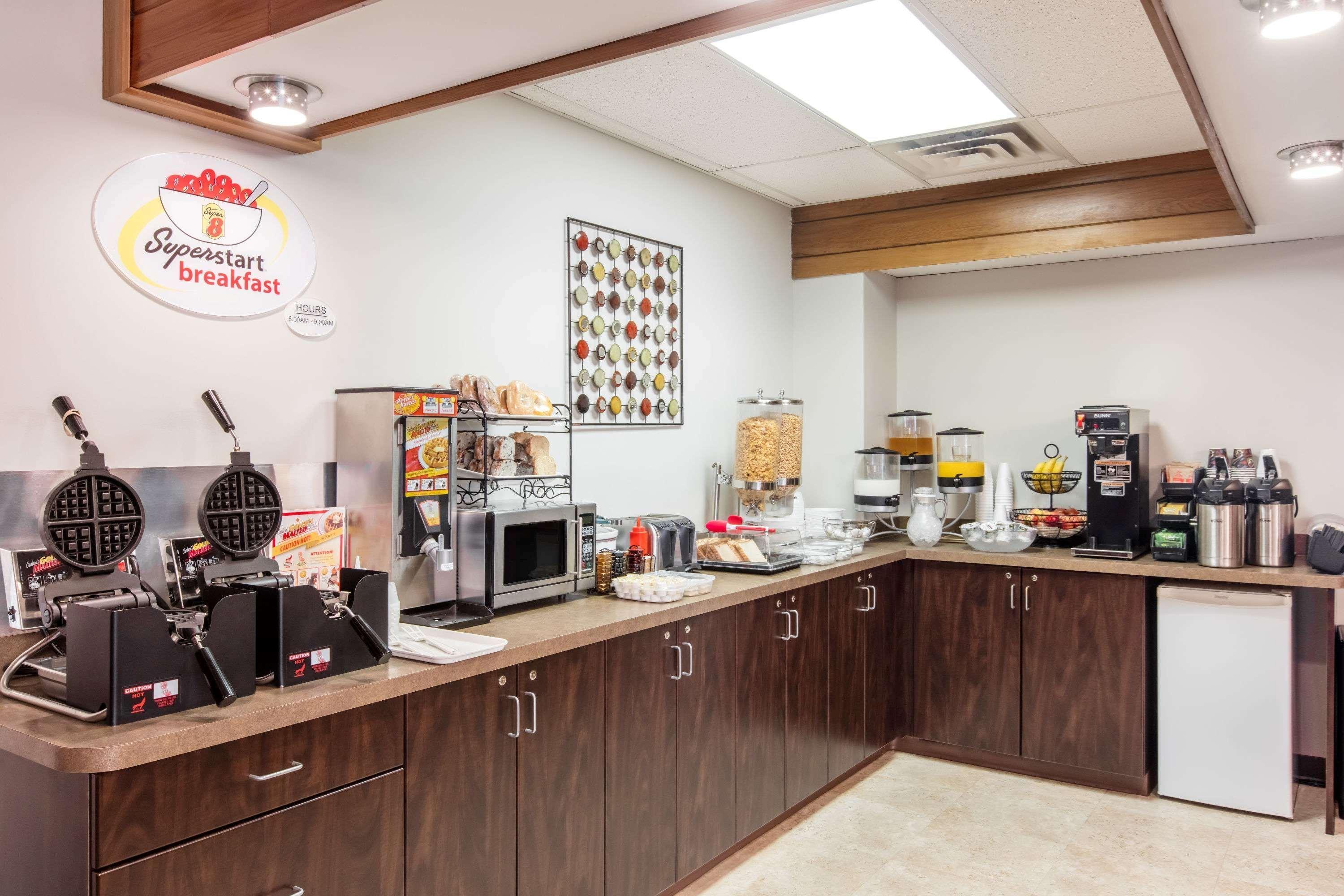 Super 8 By Wyndham Innisfail Luaran gambar